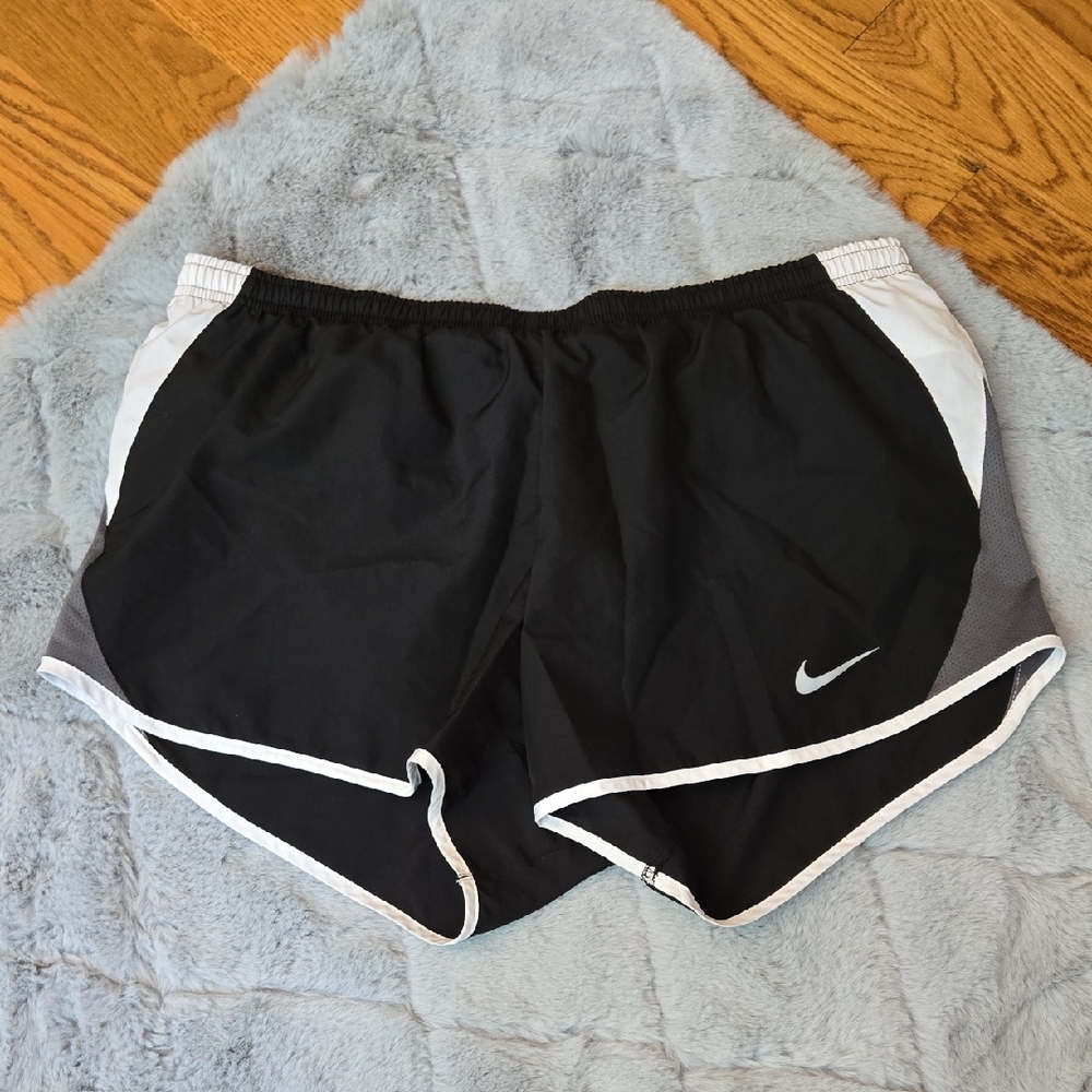 Nike Black/White Athletic Shorts, Womens Large, Great Condition